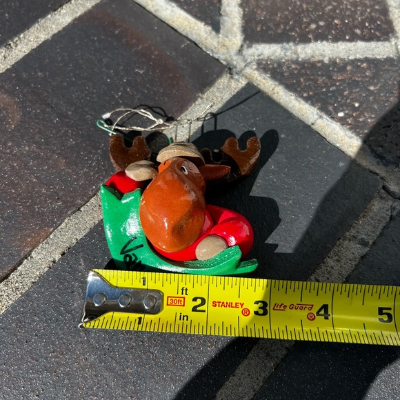 Handmade Canadian Moose Vancouver Christmas Holiday Ornament - Picture 6 of 7